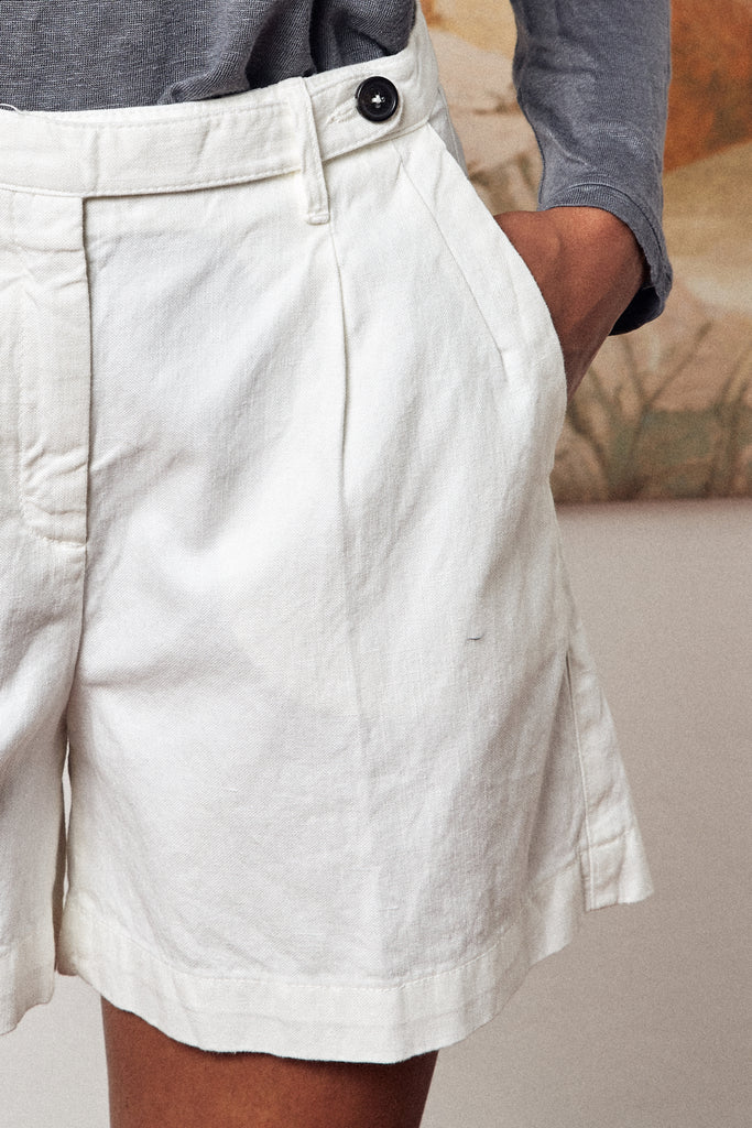 Sardina shorts bianco