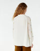Ilizia Bluse mit handbestickten Motive