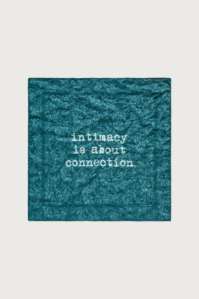 Taschentuch intimacy is about connection