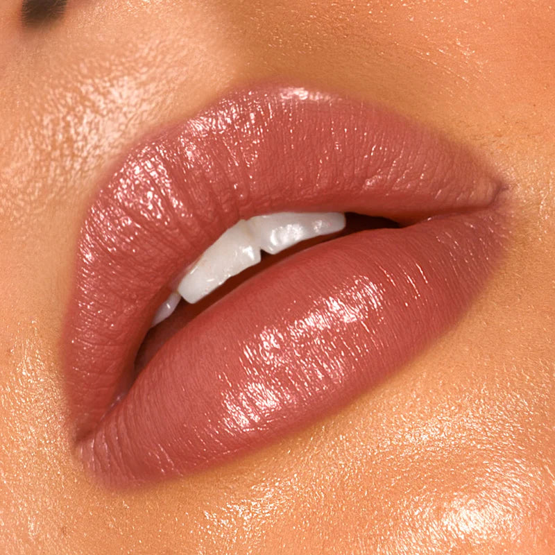 Natürliche Lippen- und Wangenfarbe SPF50